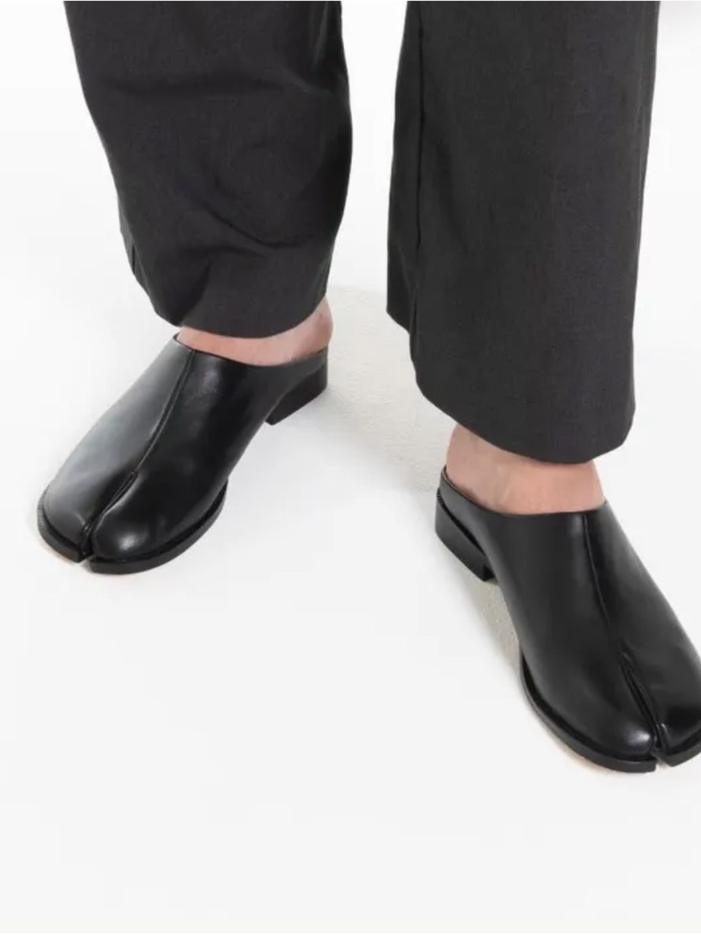 Maison Nakamoto Black Split-Toe vegan Leather Slip-Ons unisex